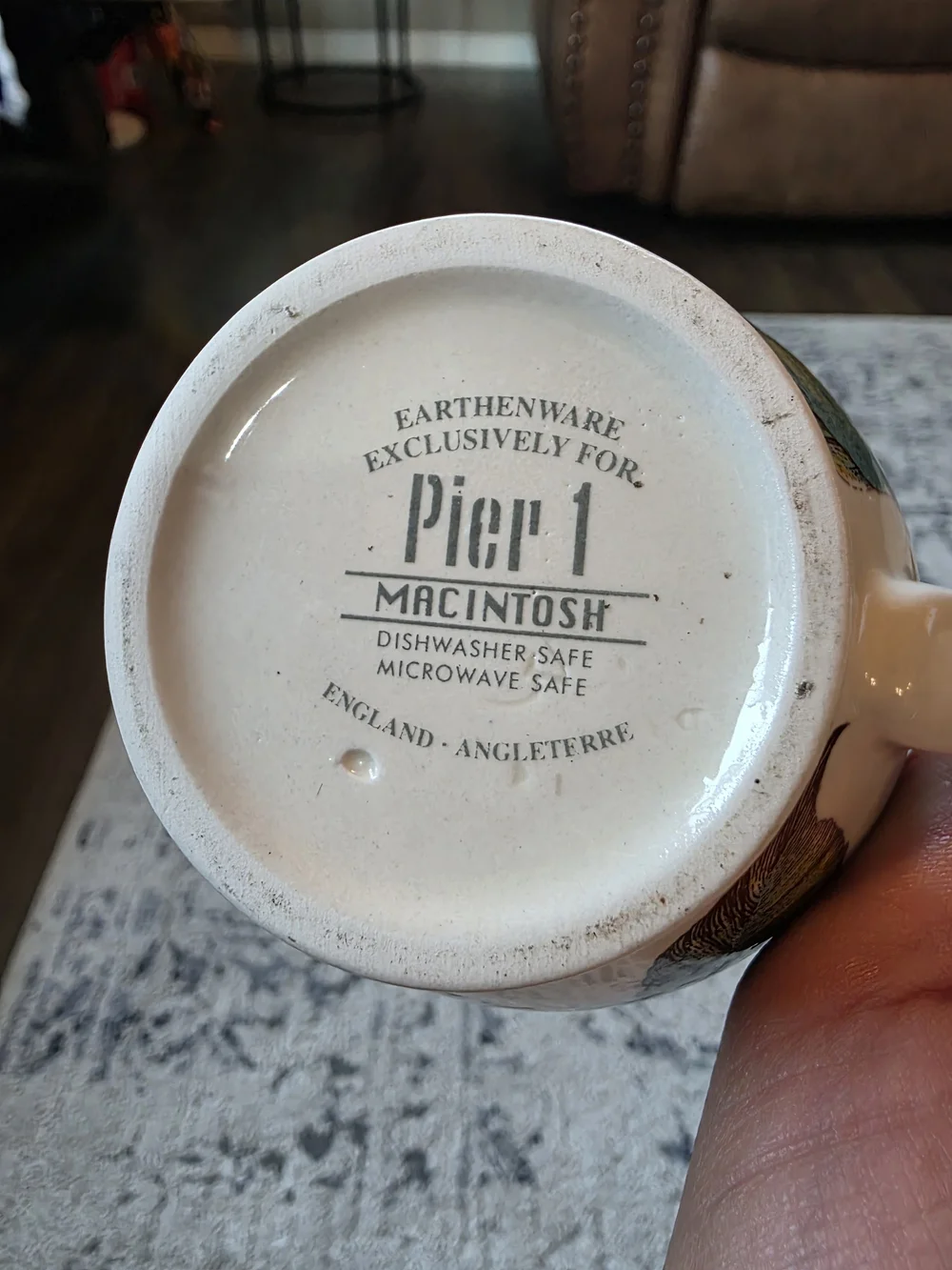 Pier 1 Macintosh Pattern Apple Creamer Cream Red Green England